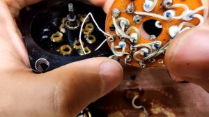 Разбираю многооборотный абсолютный энкодер из монохроматора