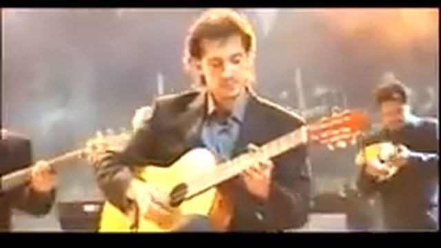 Shirali:-Shirinjan (uyghur guitar master) смотреть онлайн