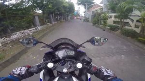 Test Ride Yamaha YZF R25 Old 2015