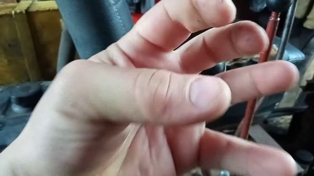 Насос дозатор на мини-погрузчик переломку 4х4. смотреть онлайн