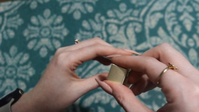 Billie Eilish: "Eilish Fan Box" ULTA UNBOXING смотреть онлайн