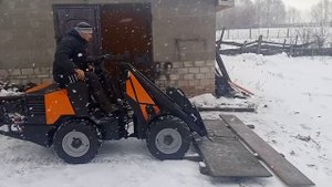 Новый мини погрузчик своими руками. Грузоподъёмность.