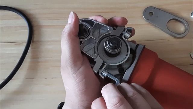 How to Convert Angle Grinder to Oscillating Multi Tools using Adapter смотреть онлайн