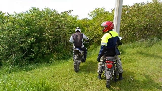 ЭНДУРО ПОКАТУШКИ НА АЛЬФЕ С ДРУЗЬЯМИ!!!! смотреть онлайн