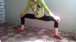 Как правильно садиться на поперечный шпагат? Как научиться делать поперечный шпагат?