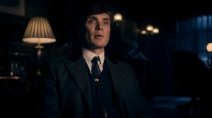 Томас Шелби жестко напрягает Полли Грей.