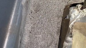 Коррозия рамки лобового стекла. Тигуан Сергея.