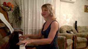 там нет меня,где на песке не пролегли твои следы....