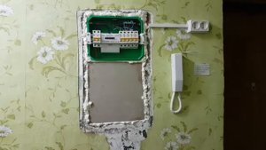 Замена старого электрощита в квартире на новый современный