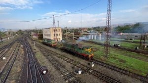 Тбилиси. Утро на железной дороге. Сортировочное депо. Вид с переходного моста.