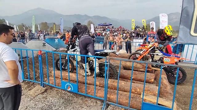 Квалификация пляжной гонки Sea to Sky смотреть онлайн