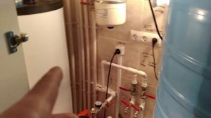 Размещение и эксплуатация оборудования под лестницей