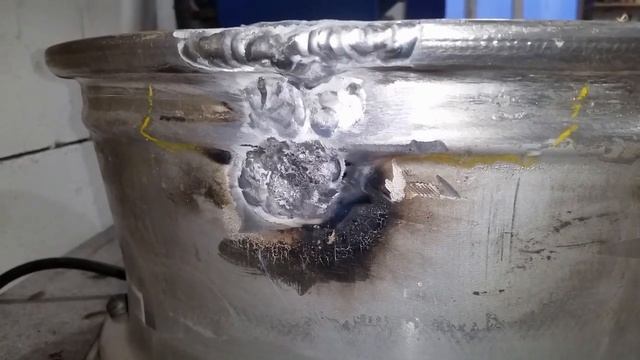 Правка литого диска, сварка аргоном. смотреть онлайн