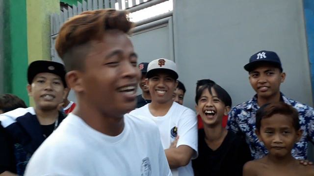 Laglagan Rap Battle League - Last Rey / Yuri Boy Vs Geerax / Legit Rhyme ( DOS 4 DOS ) смотреть онлайн