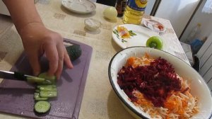 САЛАТ ИЗ КАПУСТЫ МОРКОВИ И ОГУРЦОВ! Вкусный витаминный салат!