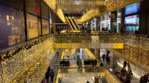 New York Christmas Walking Tour Holiday Season Manhattan USA Travel 2023