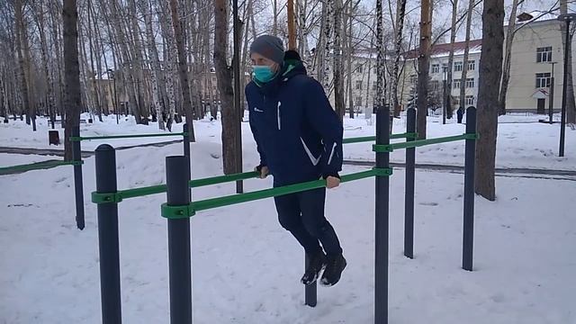 "Проект от 10 до ?" Отжимания на брусьях (19 повторов) смотреть онлайн