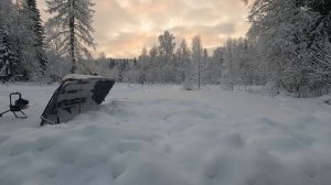 ЖИВУ В ИЗБЕ. ПРИГОТОВИЛ ВКУСНЫЙ УЖИН ИЗ ХАРИУСА. СОЙКИ КРИЧАТ ЗА ОКНОМ. МОРОЗЫ ПРОДОЛЖАЮТСЯ.