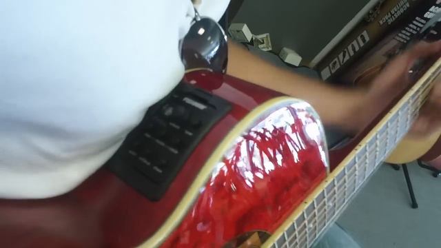 Emma-Music : Test guitare électro-acoustique VGS sur ampli ZT смотреть онлайн