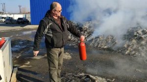 Проверка просроченных огнетушителей перед заправкой