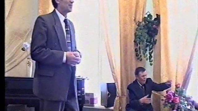 музыкальная школа, юбилей Острикова (обрывается) (17.01.2001) смотреть онлайн