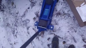 Выбор домкрата .работа и цена