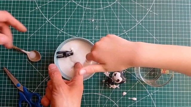 НеНьютоновская жидкость. Эксперименты для детей. смотреть онлайн