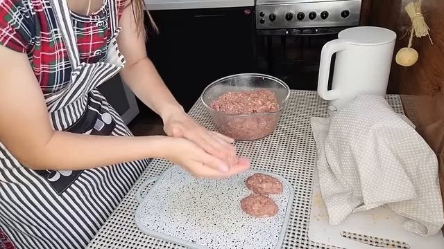 Заменила один ингредиент в котлетах по совету соседки Получились сочные и пышные котлеты смотреть онлайн