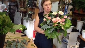 Николь-букет. Обучение, техника сборки букета на каркасе. 2012 год Планта первый курс.
