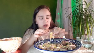 МУКБАНГ:Бешбармак? ?/ Казахская еда???/С праздником?/ #бешбармак   #мукбанг#mukbang#казахстан#алмат