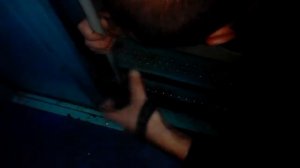 Как достать свой телефон из шахты лифта