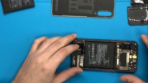 Замена аккумулятора Xiaomi Mi 9 SE / Xiaomi Mi 9 SE battery replacement