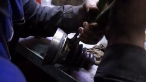 замена пыльника шруса внутреннего правого на авто Mercedes Vito 2.2CDI