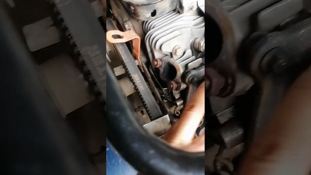 не заводится мотоблок, Патриот-Урал М. 7.8л,с. не поступает топливо в камеру сгорания. смотреть онлайн