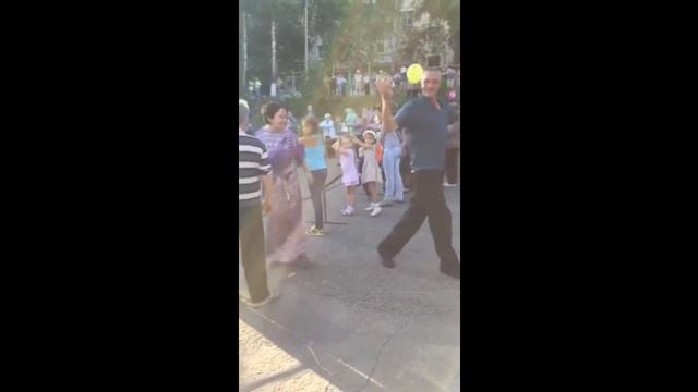 Златоуст День железнодорожника 31.07.2015 танцы!!!! смотреть онлайн