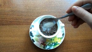 Натуральный молотый кофе просто в чашке без варки! Натуральна мелена кава.