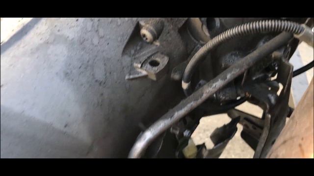 MERCEDES SPRINTER AMBULANCE ENGINE REMOVAL PART 1 смотреть онлайн