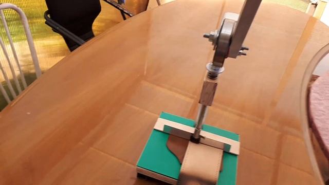 Пресс для работы с кожей смотреть онлайн