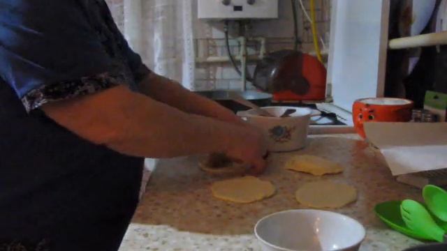 ОЧЕНЬ ВКУСНЫЕ ЧЕБУРЕКИ ИЗ ТВОРОЖНОГО ТЕСТА, С КАПУСТОЙ