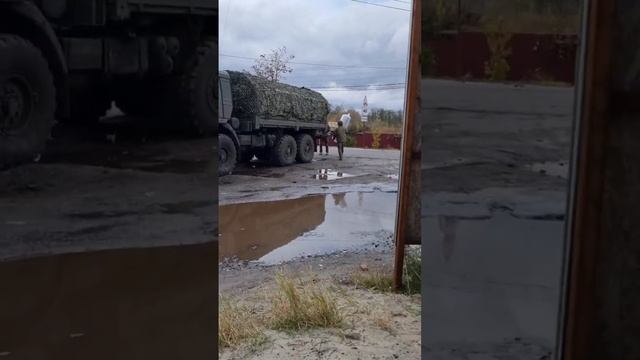 На грацу Курской обл,на линию боевого соприкосновения передали гуманитарную помощь. смотреть онлайн