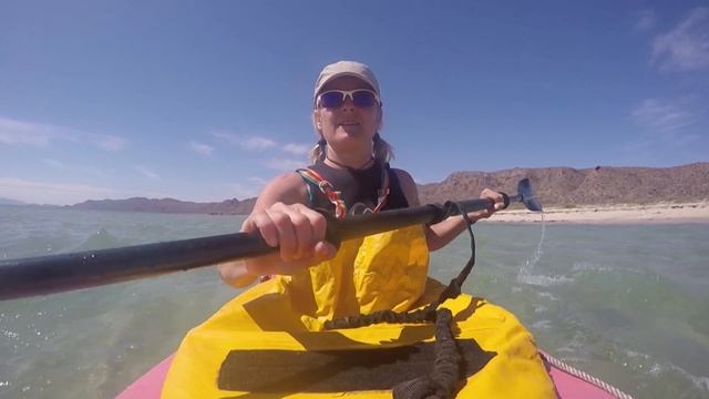 VIAJE EN KAYAK ÉPICO de una MUJER SOLA. S2-E1~ Español смотреть онлайн