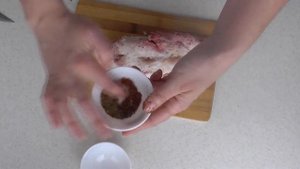 ЗАПЕЧЕННЫЕ СВИНЫЕ ЩЕКИ