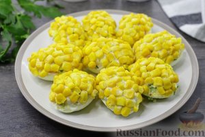Солнечная закуска. 
ФАРШИРОВАННЫЕ ЯЙЦА С КУКУРУЗОЙ