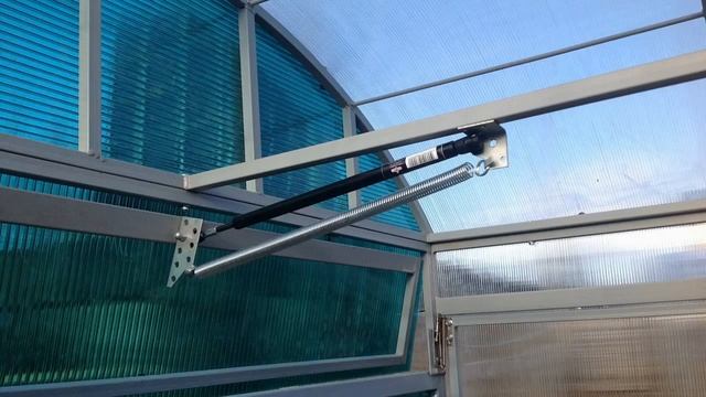 ОГУРЦЫ И ПОМИДОРЫ В МЕШКАХ. ТЕПЛИЦЫ ДЛЯ МЕШКОВ И ВЫСОКИХ ГРЯДОК. Эксперимент 2016 года. Greenhouse. смотреть онлайн