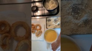 Кольца кальмара во фритюре-очень праздничное блюдо!