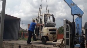 Выгрузка вилочного погрузчика NISSAN