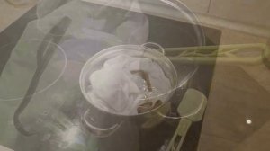 Ржавчина на одежде. Хлорка, уксус, лимонная и щавелевая кислота. Что работает.