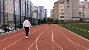 Кто быстрее пробежит 100 метров-выиграл челлендж ???