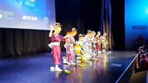 Японский танец. (танцуют дети 6 лет)