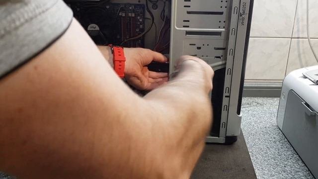 Leatherman Skeletool, для чего нужен мультитул